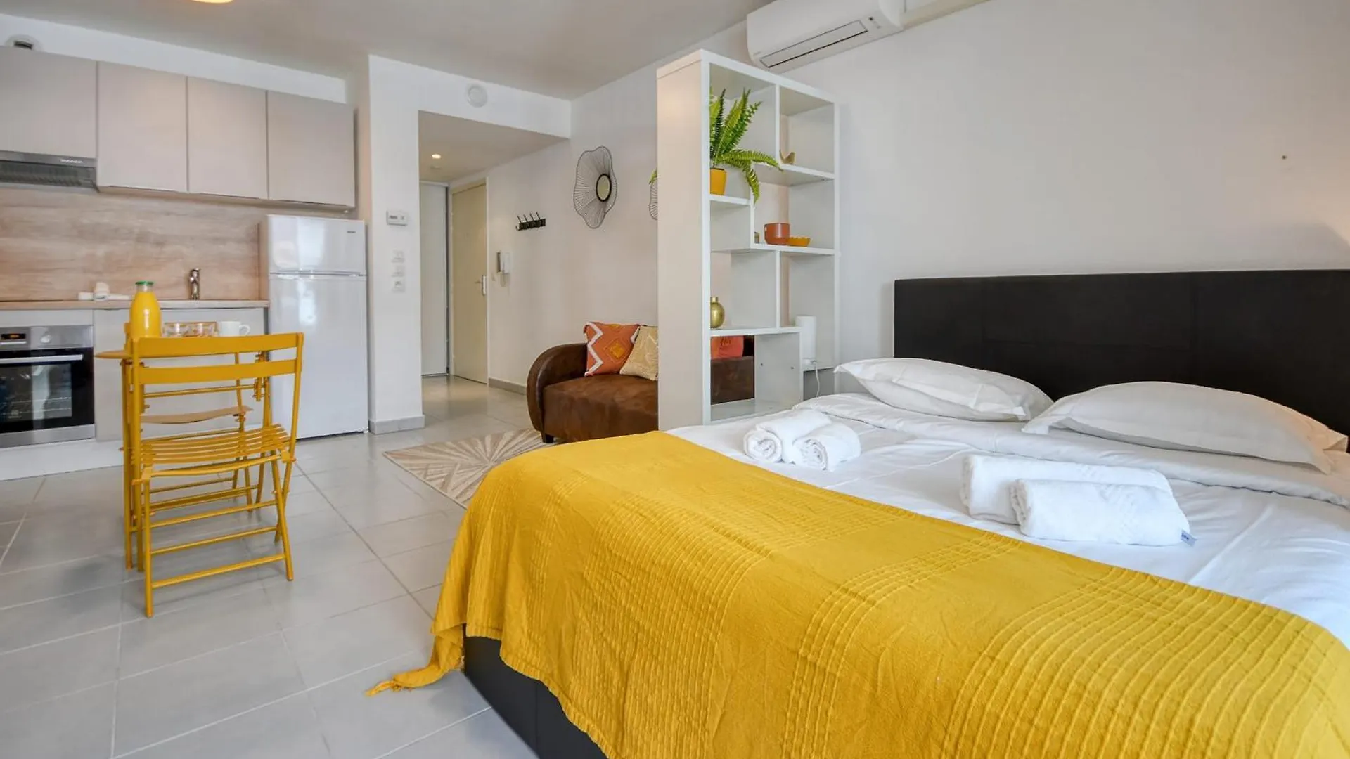 شقة Le Stella Marine Studio Airco Garage For 2 By Sunset جوان ليه باه